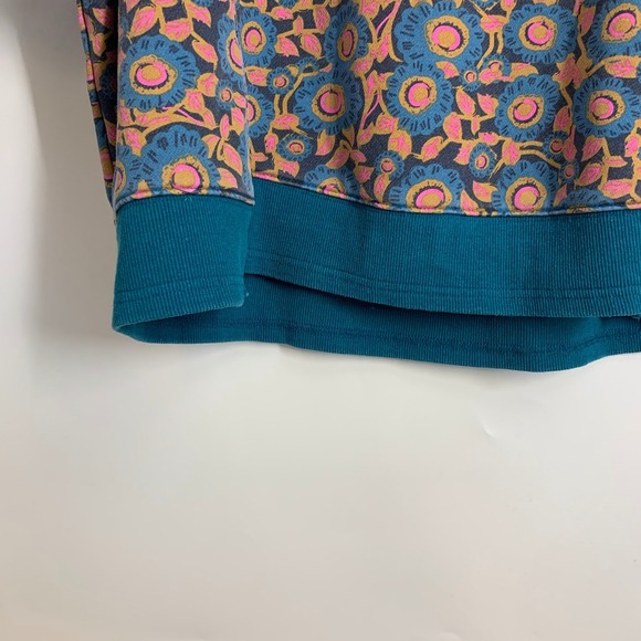 Natural Life Floral Print Sweatshirt Teal Cropped V Neck Long Sleeve Women's M - Picture 7 of 12